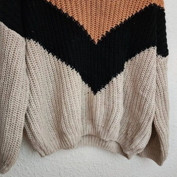 Lulus Autumn Leaves Tan Multi Chevron Stripe Knit Sweater Women's Size Large - Picture 4 of 9